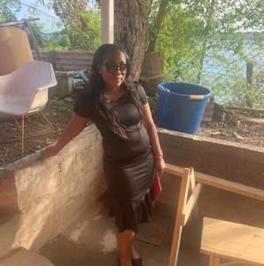 Meet your Posher, Loyal